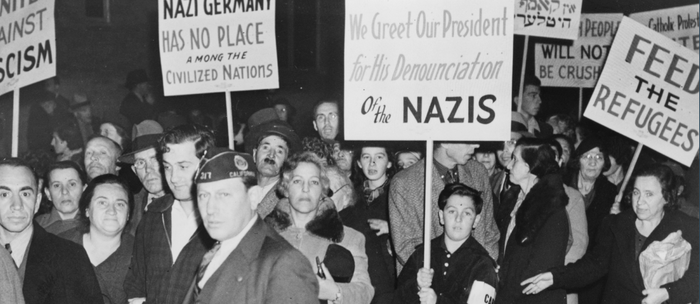 Americans protesting the Holocaust