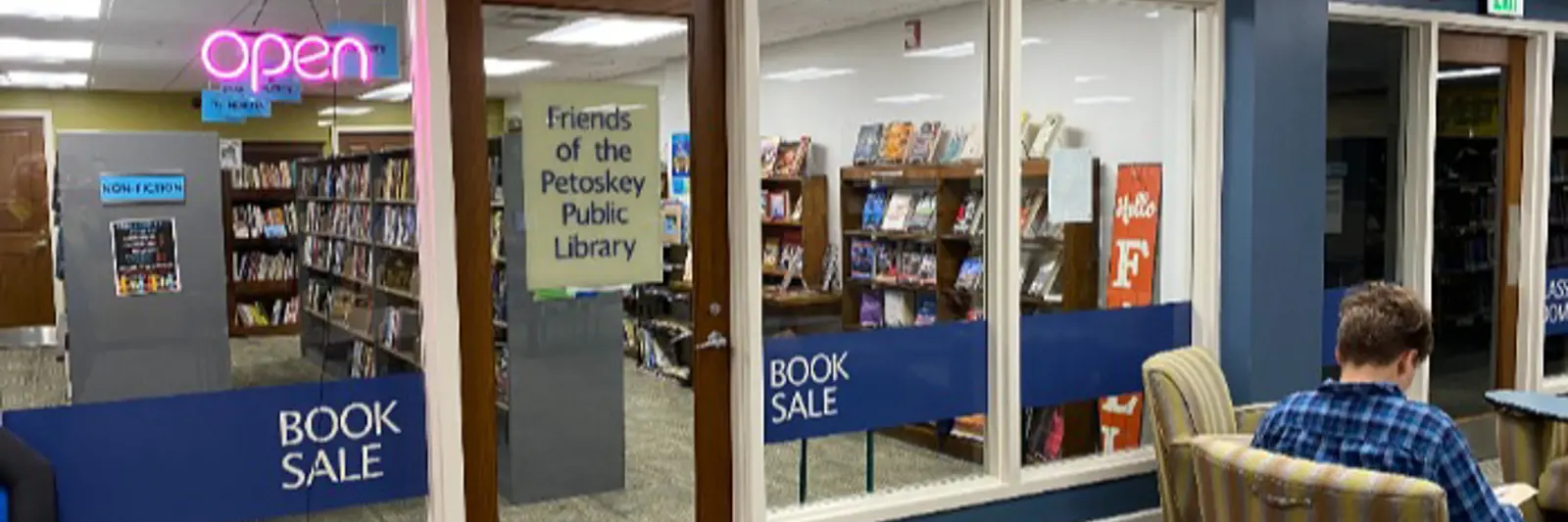 Bookstore Petoskey District Library
